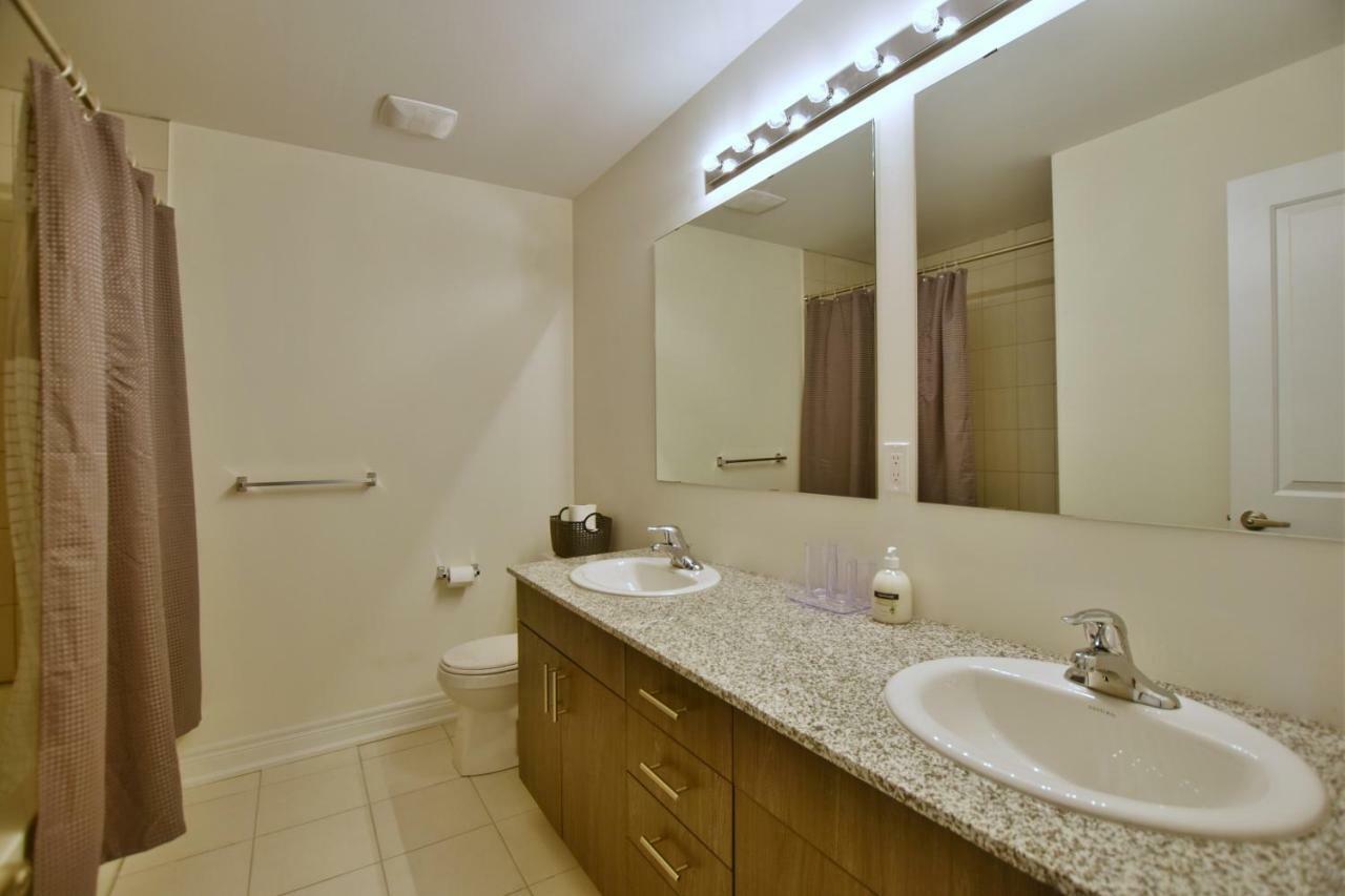 New Blue Mountain Village Snowbridge Executive Townhome Sleeps 10 With Outdoor Pool And Shuttle Nottawa Екстер'єр фото